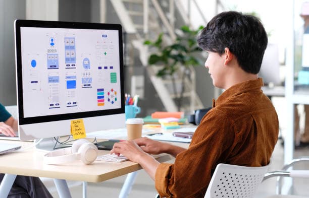 The Complete UI/UX Design Masterclass Thumbnail